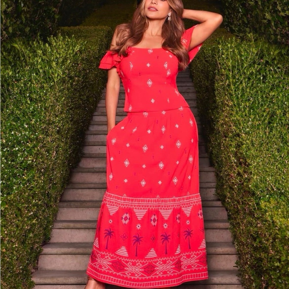 Sofia By Sofia Vergara Red Patterned Skirt Set - image 2